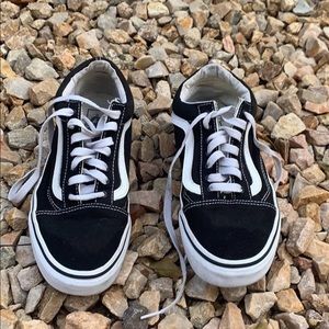 Black and white classic vans